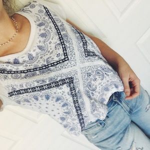 EXPRESS Patterned Crop Top